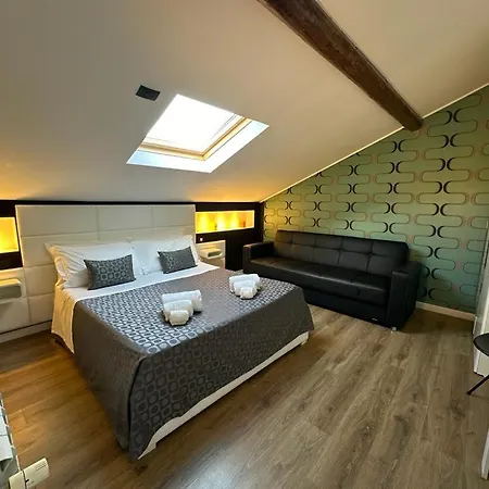 Ottomood And Bed & Breakfast