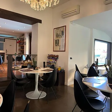 Ottomood And Bed and breakfast Tremestieri Etneo