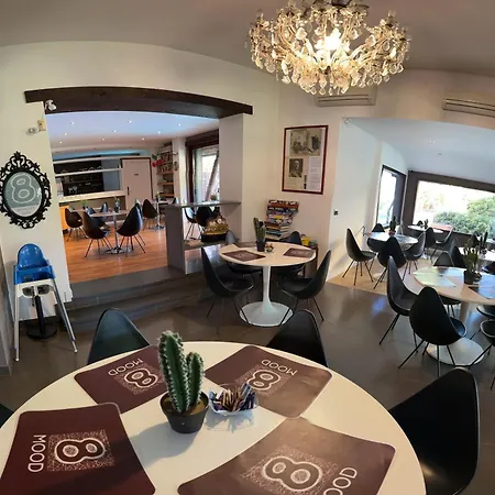Ottomood And Bed & Breakfast Tremestieri Etneo