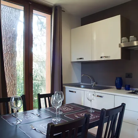 Ottomood And 4* Tremestieri Etneo