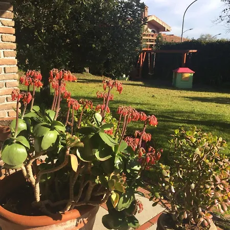 Ottomood And Bed & Breakfast 3*